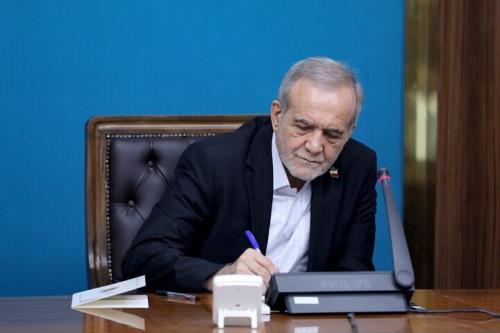 برخورد تند رییس جمهور با دبیر شورای عالی فضای مجازی