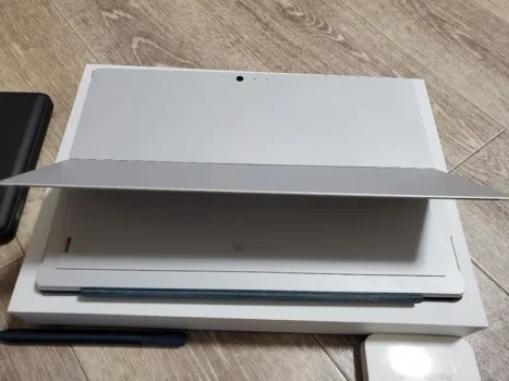 راهنمای کامل استفاده از پایه سرفیس پرو